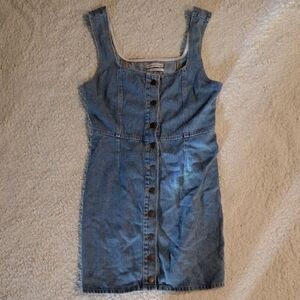 Urban Outfitters Size 10 Light Blue Button Denim Jean Front Mini Dress